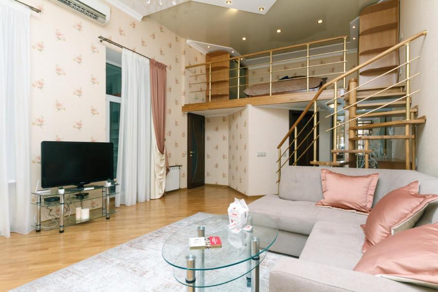 Stylish Two-Level Flat 2 Min From Khreschatyk Kijev Kültér fotó